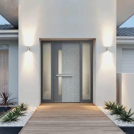 Vrata z  dvojno obsvetlobo 