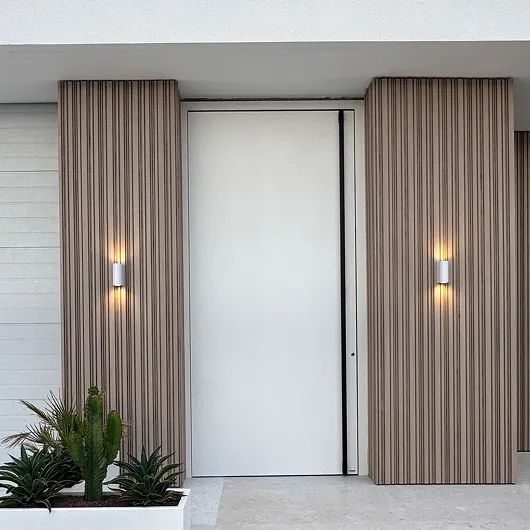 Door in matte aluminum color
