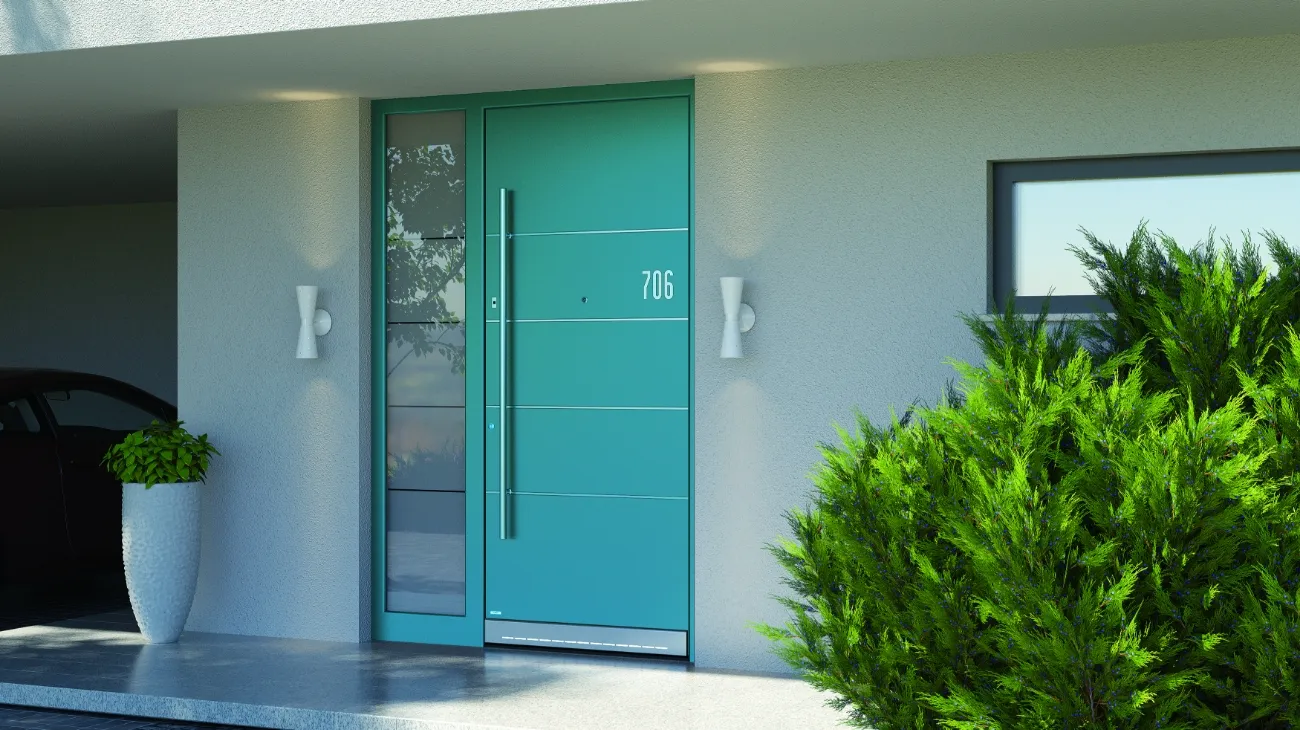 Aluminium front door with insulation features