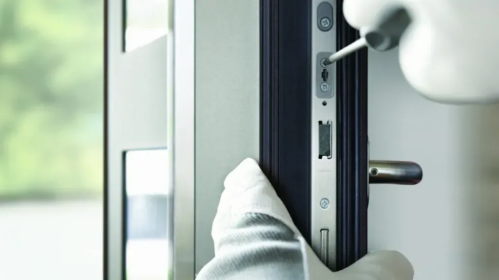 Five-step entrance door installation process