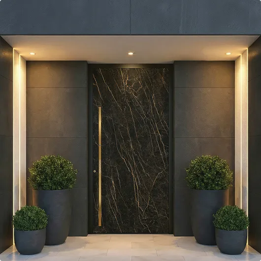 Flügelüberdeckende Haustür nach Maß