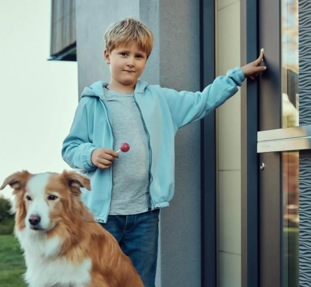 Smart entry systems with fingerprint