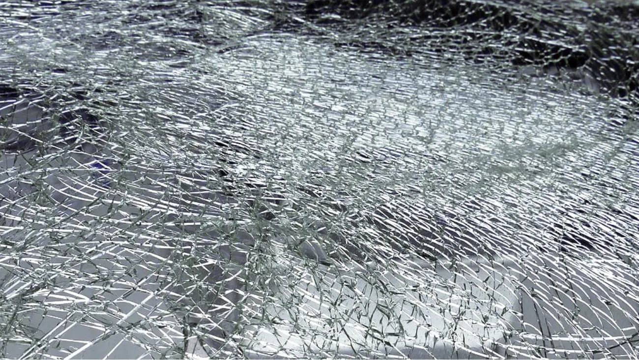 Laminated safety glass door security