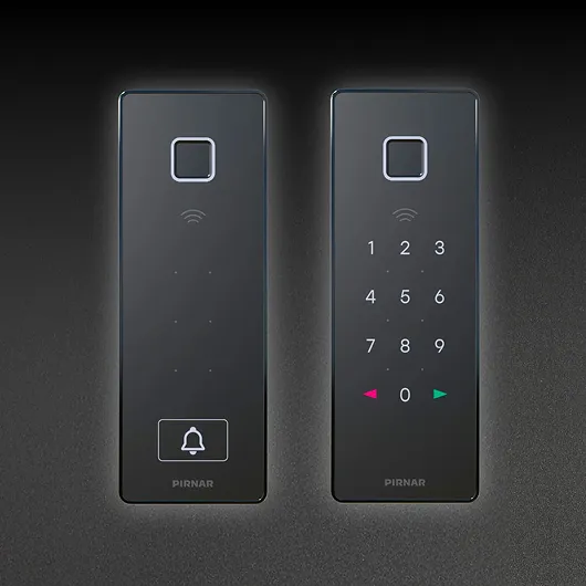 Déverrouillage de la porte par lecteur d'empreintes digitales ou clavier