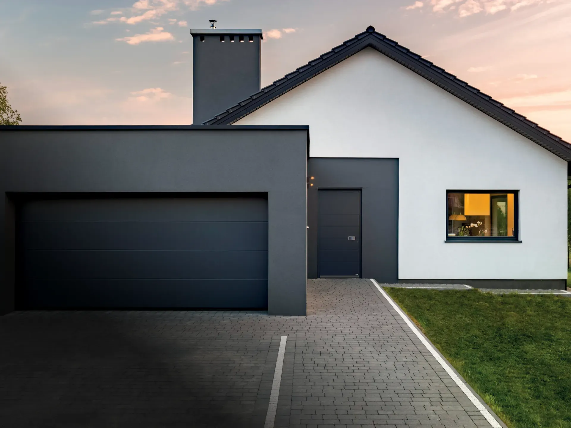 Nebeneingangstür mit 180 cm Höhe