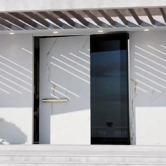 Sintran kamen, podoben marmorju ali kamnu