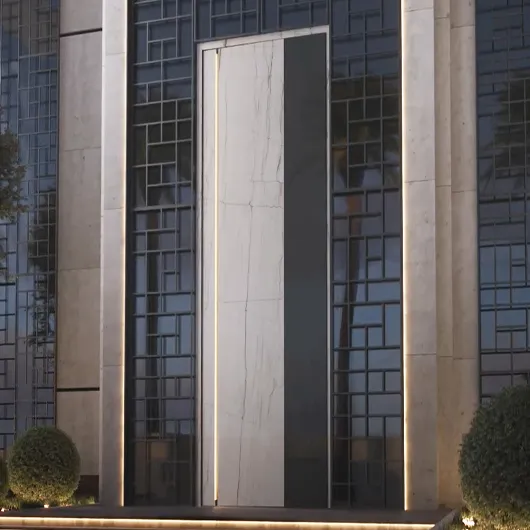 Zunanje krilo v kontrastni barvi